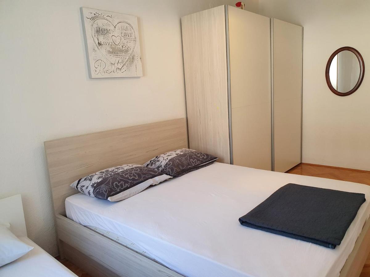 Apartman Gojak Makarska Esterno foto
