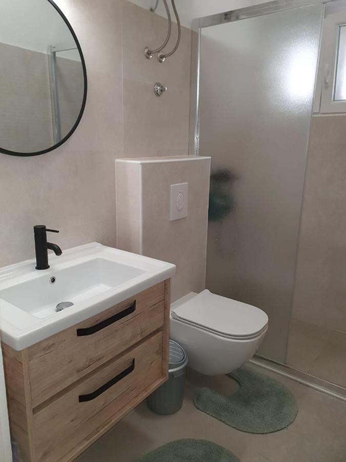 Apartman Gojak Makarska Esterno foto